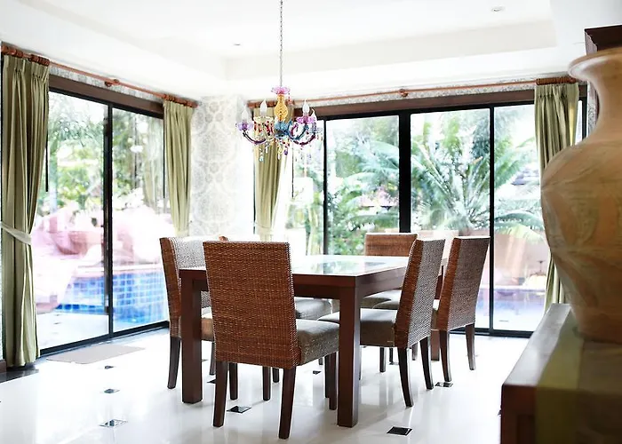 Natcha Pool Villa