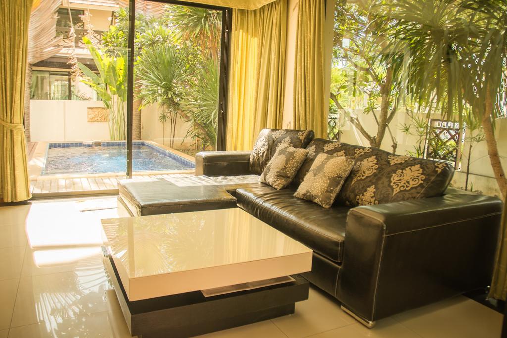 Natcha Pool Pattaya