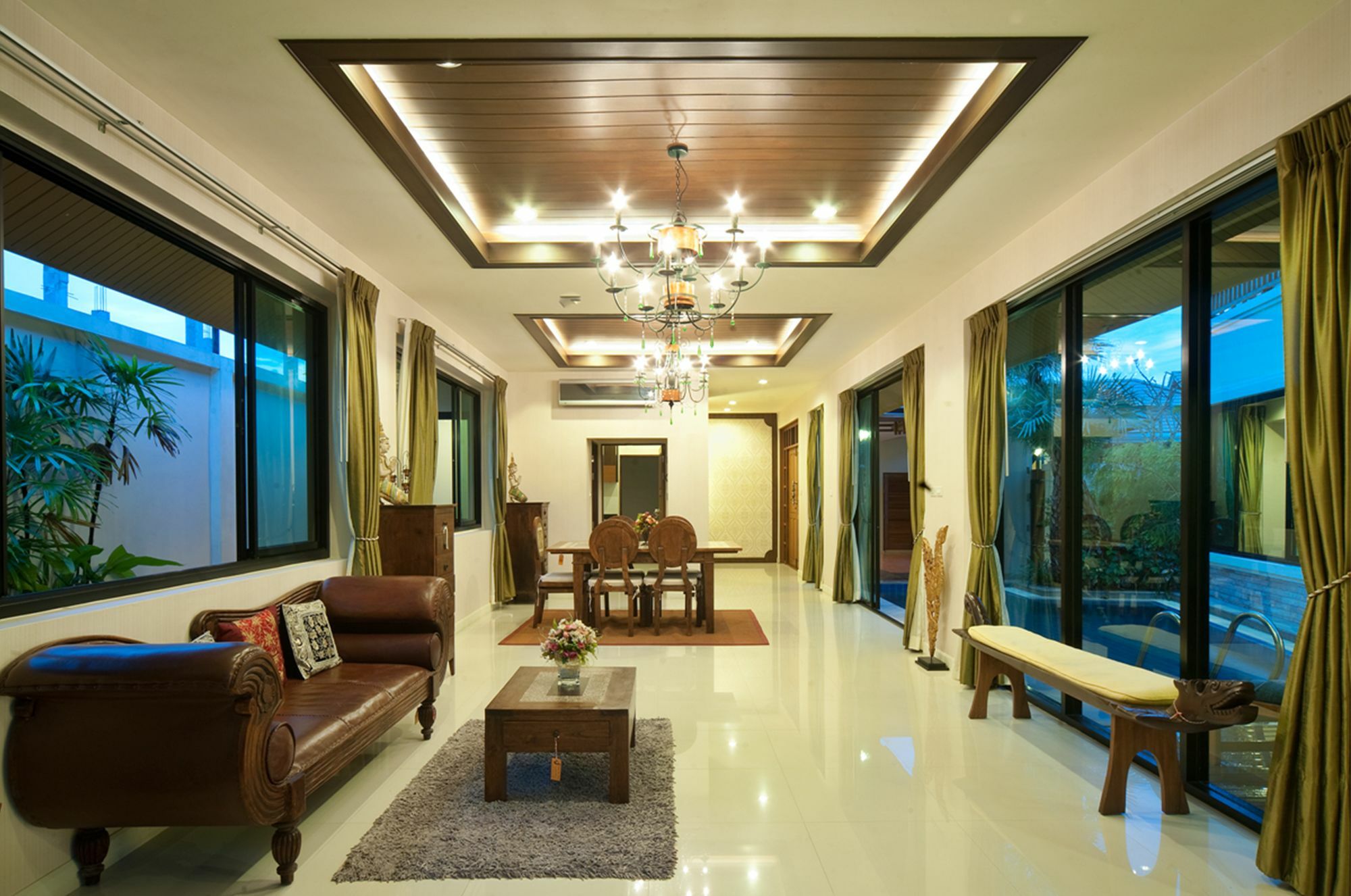 Natcha Pool Villa *